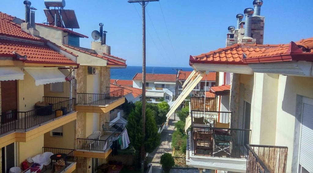 Roses Rt Apartments Skioni I Nea Skioni Exterior foto